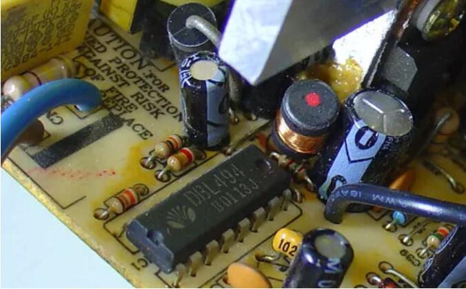 6378316148909472664692082